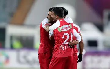 موقعیت از دست رفته اورونوف که گزارشگر گل اعلام کرد | فیلم