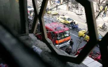 آتش‌سوزی در هتل قصر مشهد؛ نقص فنی چیلرها علت حادثه، بدون تلفات جانی
