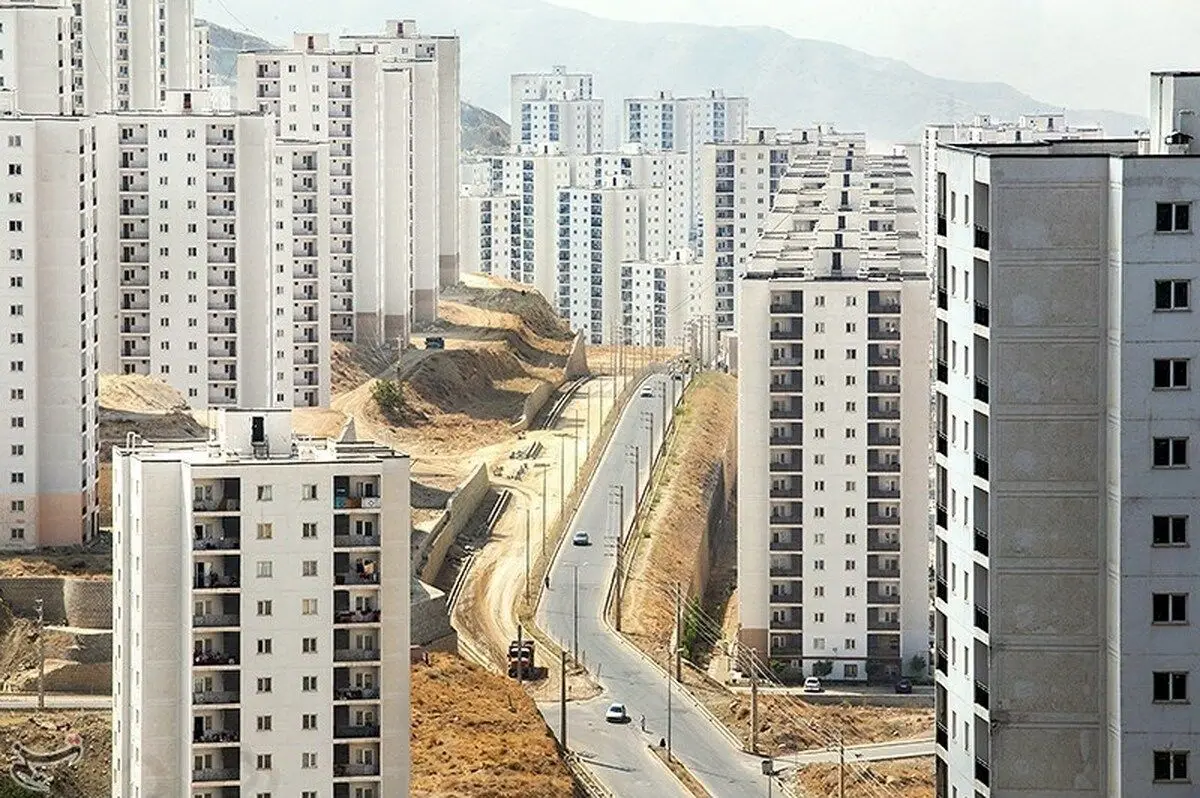 چرا سرمایه‌گذاران از مسکن به طلا و دلار کوچ کردند؟