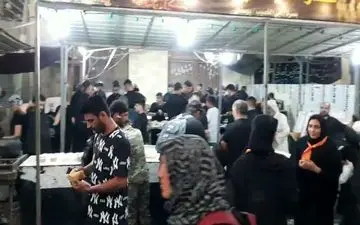 اختصاصی فرتاک نیوز/ پذیرایی موکب‌های عراقی در کربلا از زائران ایرانی