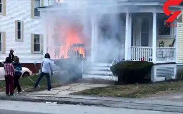 راننده فداکار جان مادر و دختر را نجات داد+ فیلم 