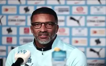 خشم سرمربی مارسی از احتمال سلب قهرمانی آفریقا: نمی‌توانند آن را از ما بگیرند