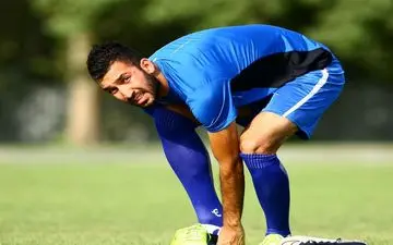 جلسه ای سرنوشت ساز در باشگاه استقلال ؛ این ستاره را استقلالی بدانیم یا نه؟!