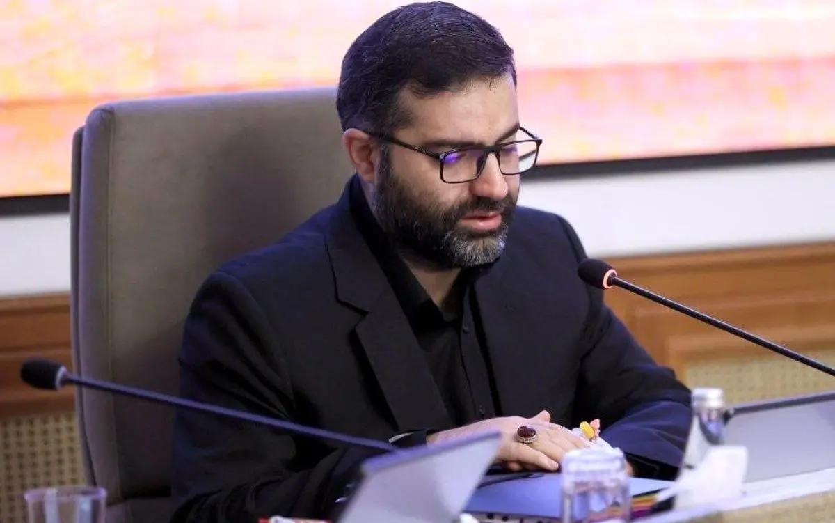 تصاویر متفاوت پزشکیان و قالیباف در مراسم خانواده سقاب اصفهانی