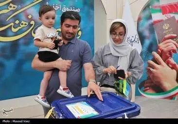 انتخابات ریاست‌جمهوری در تبریز و خرم آباد به روایت تصویر