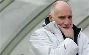  واکنش سرمربی سابق پرسپولیس به سحر و جادو در فوتبال