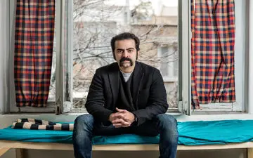 خواننده گروه پالت اولین مهمان دورهمی 96
