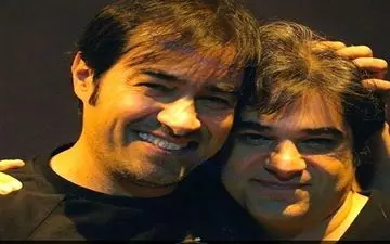 شباهت جالب سوپراستار سینما با برادرش + عکس