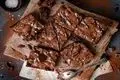 طرز تهیه براونی شکلاتی خانگی؛ نرم و غنی از طعم شکلات