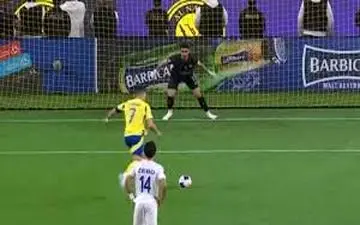 گل ۹۲۷ رونالدو قسمت کاپیتان استقلال شد؛ طلسم 18 ساله شکست!
