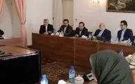 دیدار جمعی از مدیران حوزه سینما و جشنواره فجر با ظریف