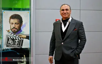 ظاهر متفاوت «حمید فرخ نژاد» در کاخ جشنواره + عکس