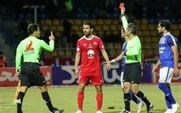 زنوزی،بی خیال نسبت به اوضاع تراکتور!