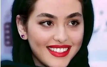 تصویری آشفته و بهم ریخته از ریحانه پارسا در ترکیه/حال روز ریحانه پارسا خوب نیست!