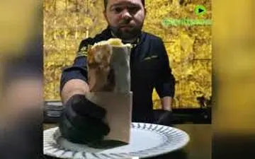 ساندویچ شاورمای با روکش طلا خبرساز شد