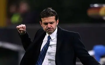 توافق کامل بدون امضا/استراماچونی سرمربی استقلال شد!