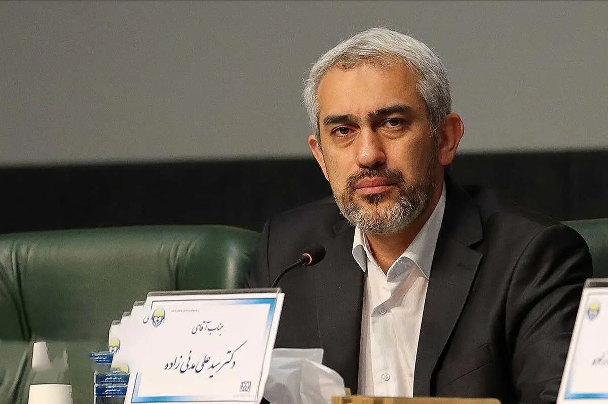 سید علی مدنیزاده: از مدال طلای المپیاد تا گزینه وزارت اقتصاد؛ نگاهی جامع به چهرهای جوان و تحولخواه