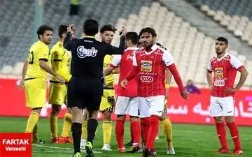 نصرتی آن‌قدر من را گرفت و چنگ زد که همه جایم زخم شده است