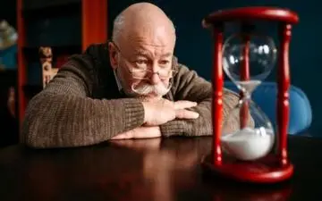  کارهای پیش‌پا افتاده‌ای که طول عمر ما را زیاد می‌کنند!