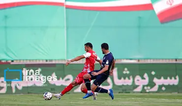 توقف پرسپولیس برابر چادرملو در نیمه نخست/ 45 دقیقه پر التهاب در انتظاز هاشیمان و شاگردانش