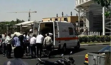 
شهادت یک صومعه سرایی در جریان حمله تروریستی در صحن مطهر حضرت امام خمینی(ره)