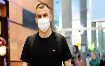 بازگشت گلر خارجی پرسپولیس به ایران