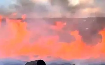 آتش‌سوزی گسترده در نزدیکی پایگاه نظامی اسرائیل؛ تلاش برای مهار آتش ادامه دارد

