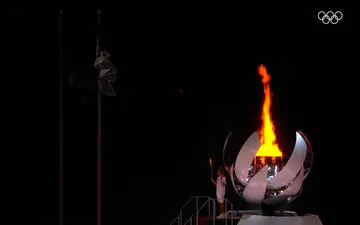 نگاهی به 5 مشعل دار المپیک های گذشته + ویدئو