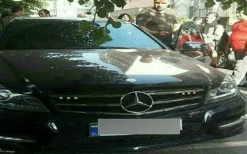 تصویری از ماشین لاکچری علی دایی