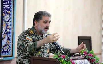 امیر الهامی: ارتش سپرِ استوار میهن در طوفان‌های سخت است
