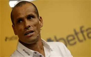  واکنش جالب ریوالدو به حذف بارسلونا