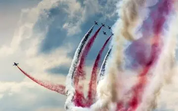 عکس منتخب نشنال جئوگرافیک | رقص هنرمندانه رنگ ها در آسمان