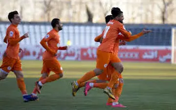 معطلی کاروان تیم سایپا در فرودگاه