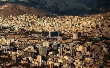 باد شدید و بارش باران در روزهای گرم تابستانی به تهران می‌آیند