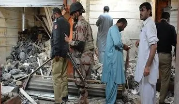 انفجار بمب در پاکستان/ ۷ نفر کشته شدند
