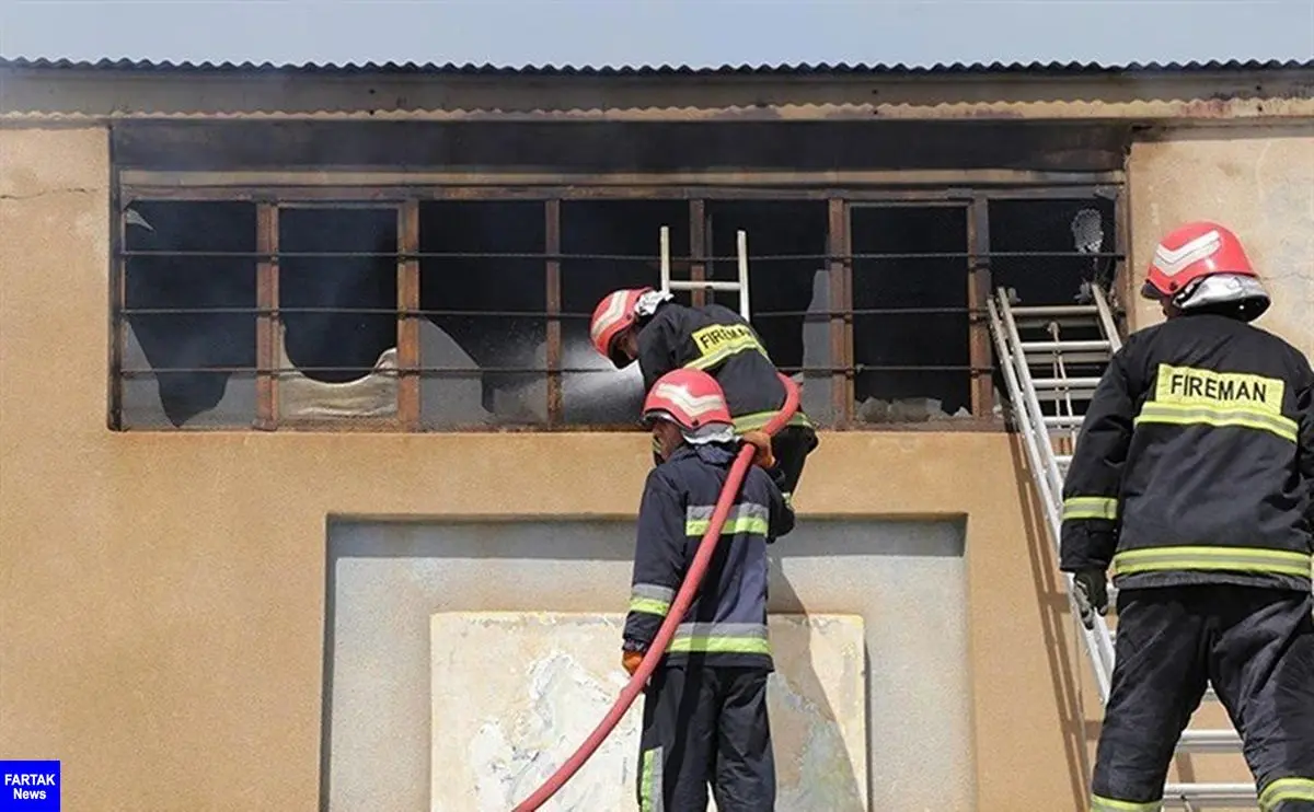  آتش‌سوزی ساختمان تجاری در چهارراه ولیعصر