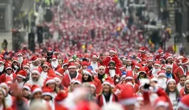  رژه هشت‌هزار بابانوئل‌!/ عکس