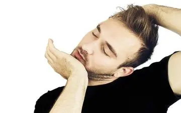 قلنج خود را میشکنید؟ پس حتما این مطلب را بخوانید!