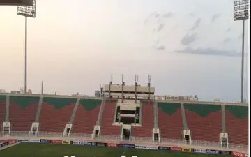 سکوهای خالی سلطان قابوس