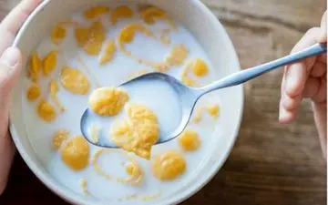 این خوردنی‌ها را از صبحانه حذف کنید

