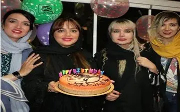 پوشش و حجاب نامتعارف بازیگران در جشن تولد لیلا برخورداری (عکس)