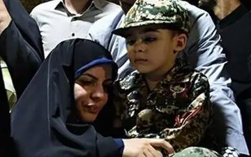 اتفاق عجیب در جلو چشم همسر شهید