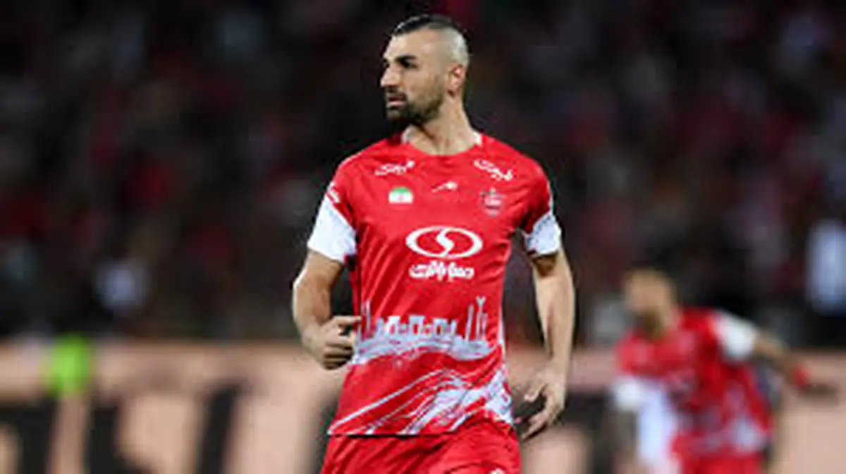 تصمیم جنجالی سرمربی پرسپولیس؛ هاشمیان دورسون را نمیخواهد!