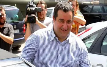 چرایی محرومیت مدیر برنامه مشهور؟!