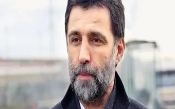 عکس/ کوفته فروشی فوتبالیست مشهور 