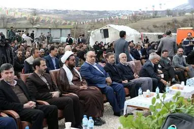 افتتاح واحدهای مسکونی گهواره  توسط  رئیس کمیته امداد کشور و  استاندار کرمانشاه 