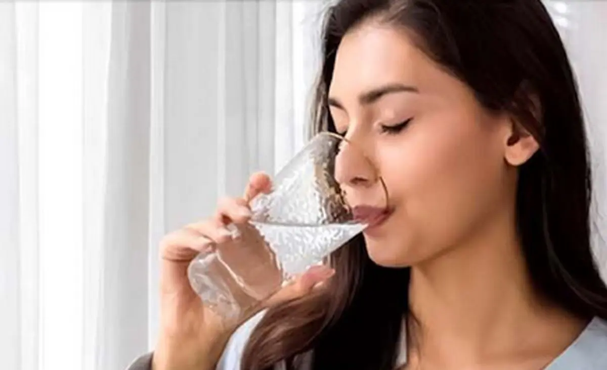 از فواید نوشیدن آب برای سلامتی خبر دارید؟ 