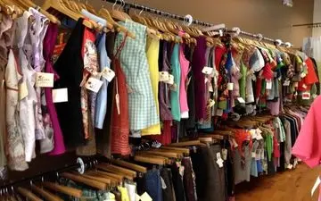  تعرفه واردات پوشاک هنوز برمبنای ارز ۴۲۰۰ است 