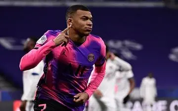 پایان داستان جدایی ام‌ باپه از پاری سن ژرمن