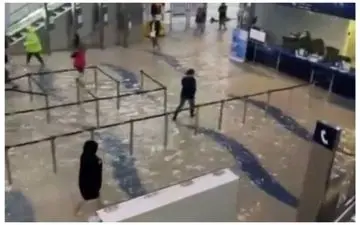 در این فرودگاه بین‌المللی سیل آمد/اکثر پروازها لغو شدند+جزئیات 